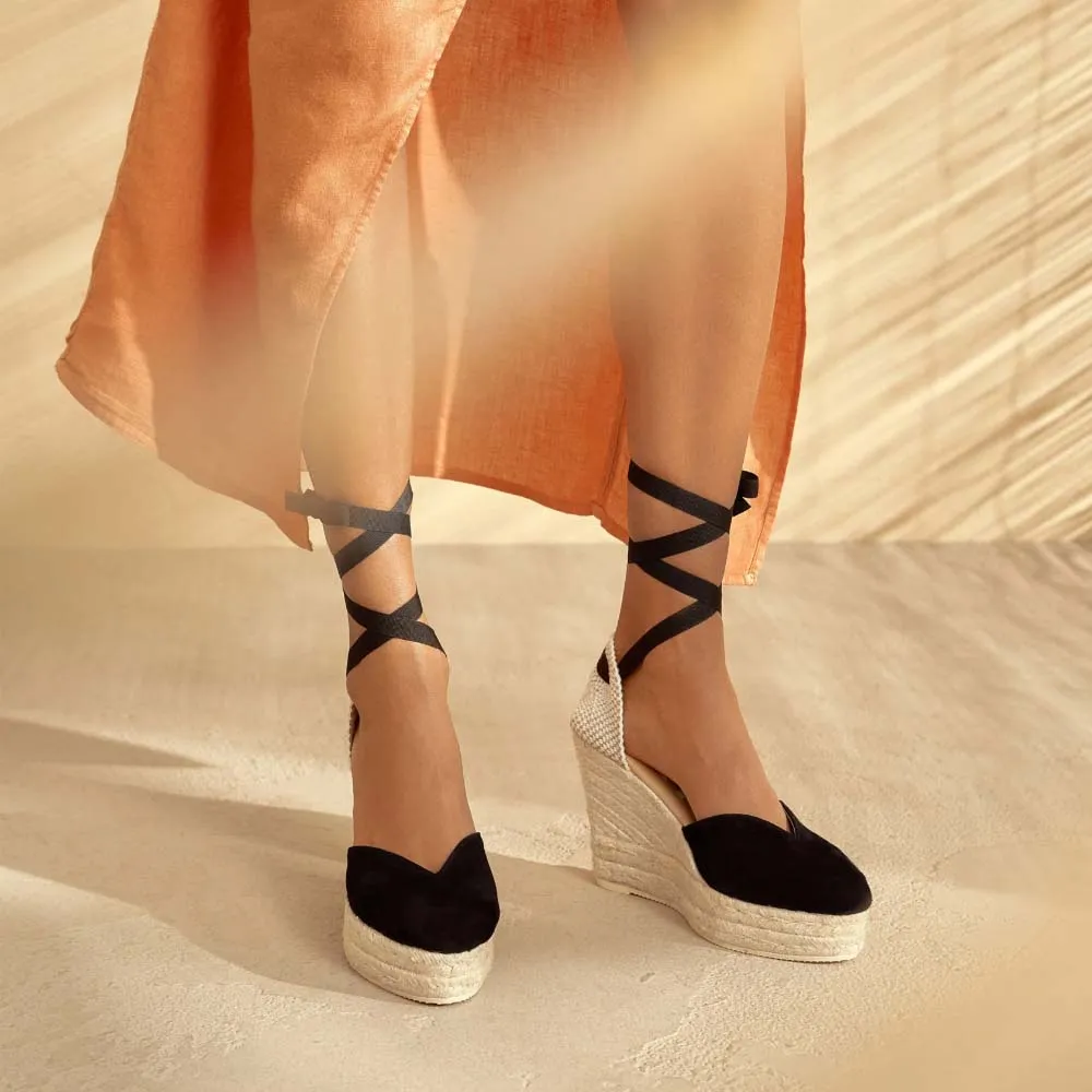 Manebì heart shaped wedge espadrilles black