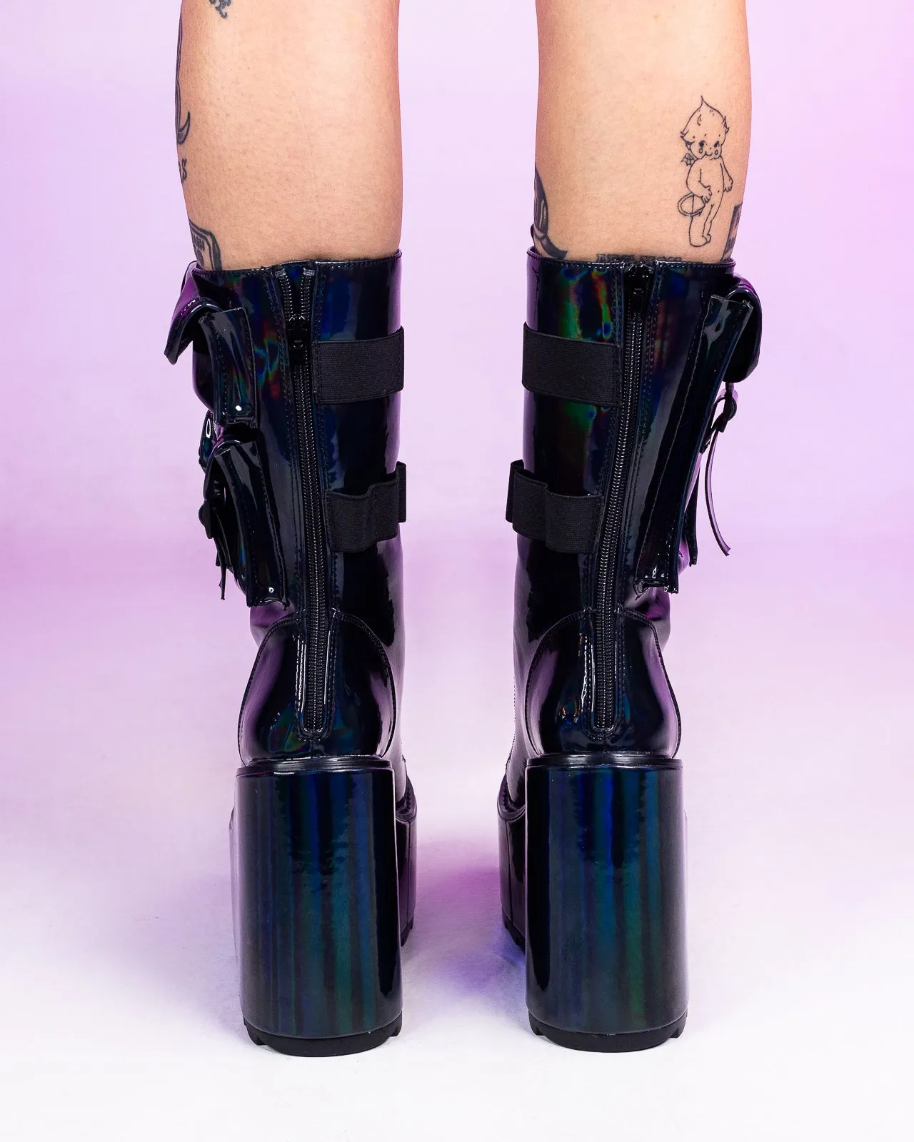 YRU Dune Desert Hologram Black Boots